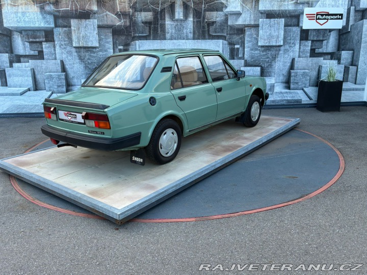 Škoda 105 L, 1987 1987