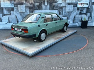 Škoda 105 L, 1987 1987