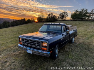 Dodge RAM D-250 1986