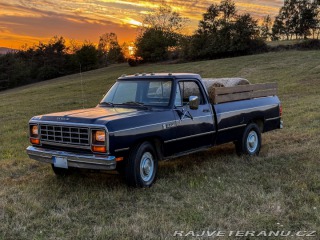 Dodge RAM D-250 1986