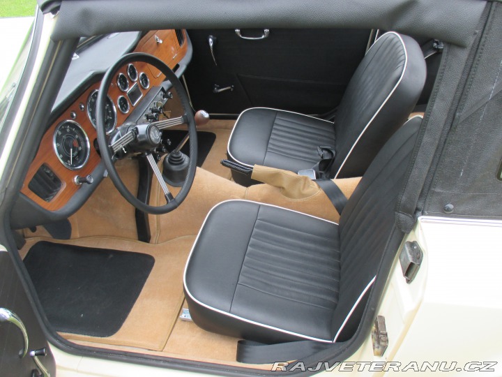Triumph TR4 TR4A IRS 1964