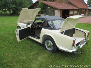 Triumph TR4 TR4A IRS 1964
