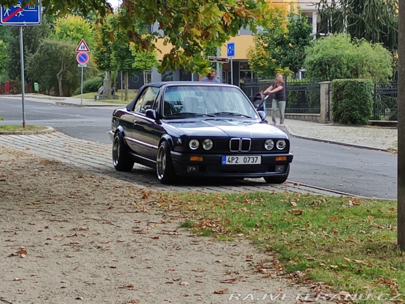 BMW 3 E30 318i cabrio