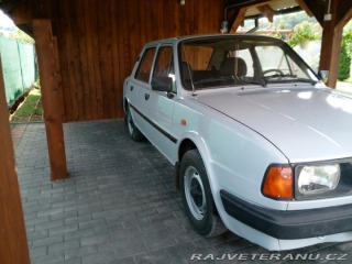 Škoda 105 105L 1988