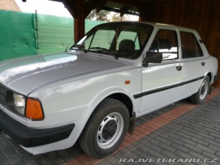 Škoda 105 105L 1988