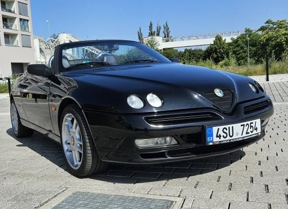Alfa Romeo Spider 3.0 V6