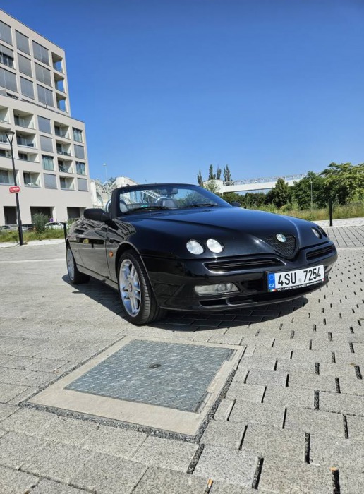 Alfa Romeo Spider 3.0 V6