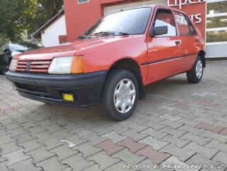 Peugeot 205  1986
