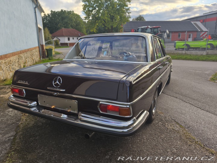 Mercedes-Benz 250 108W 1967