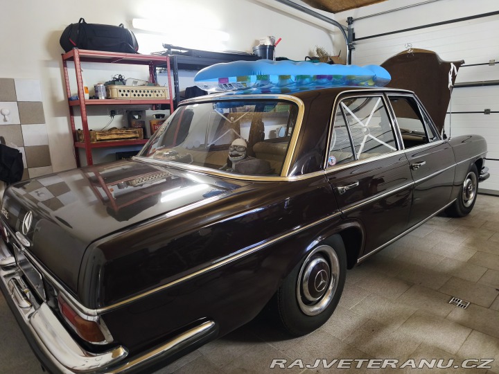 Mercedes-Benz 250 108W 1967
