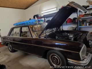Mercedes-Benz 250 108W 1967