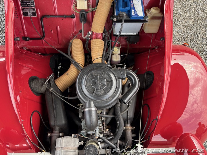 Citroën 2CV kompletně po renovaci 1981