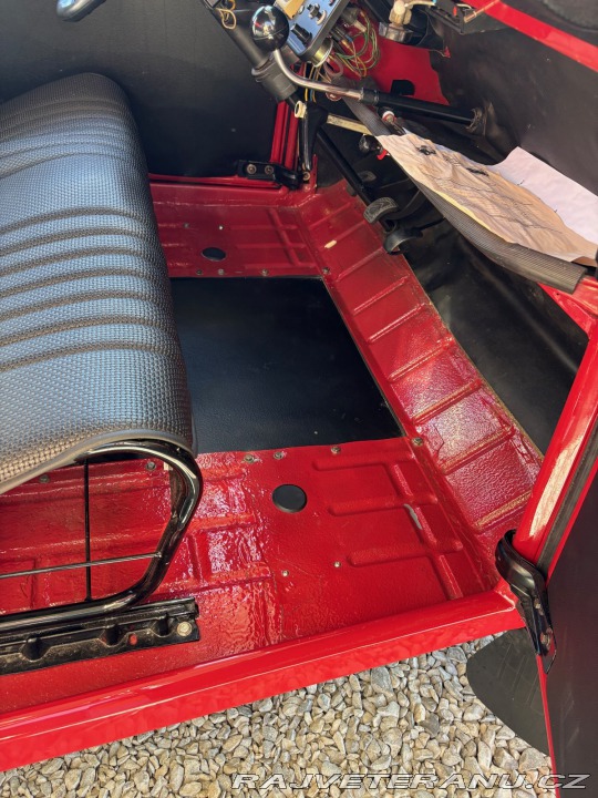 Citroën 2CV kompletně po renovaci 1981