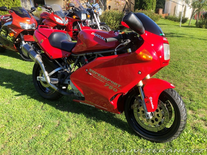 Ducati 750 ss, plně funkční, + díly 1996