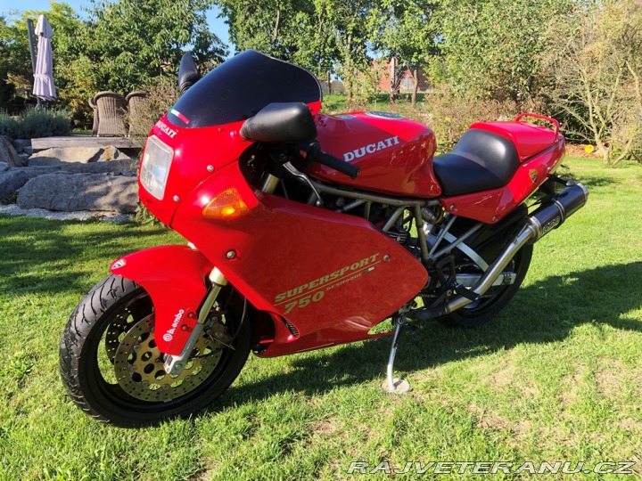 Ducati 750 ss, plně funkční, + díly 1996