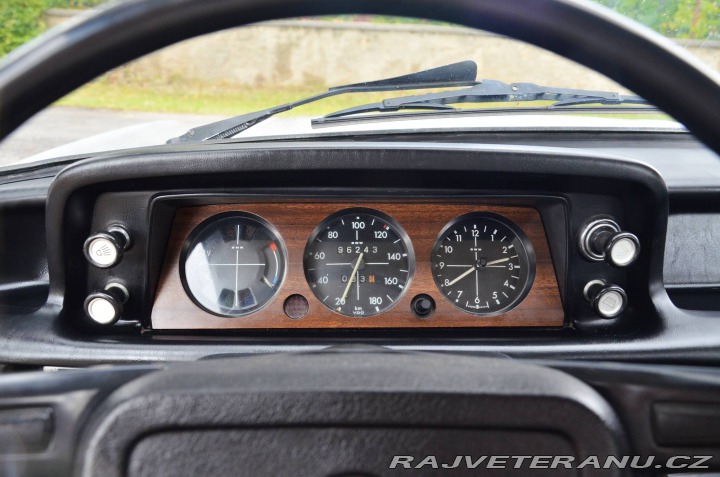 BMW 8 1802 Touring E10 1974