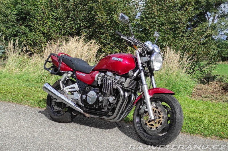 Yamaha Ostatní modely XJR 1200