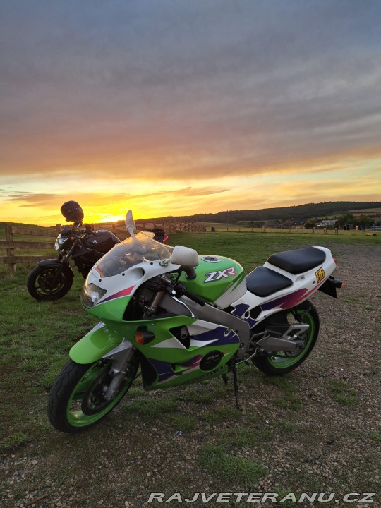 Kawasaki ZX ZXR 400 1995