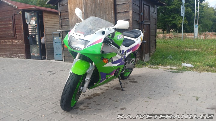 Kawasaki ZX ZXR 400 1995