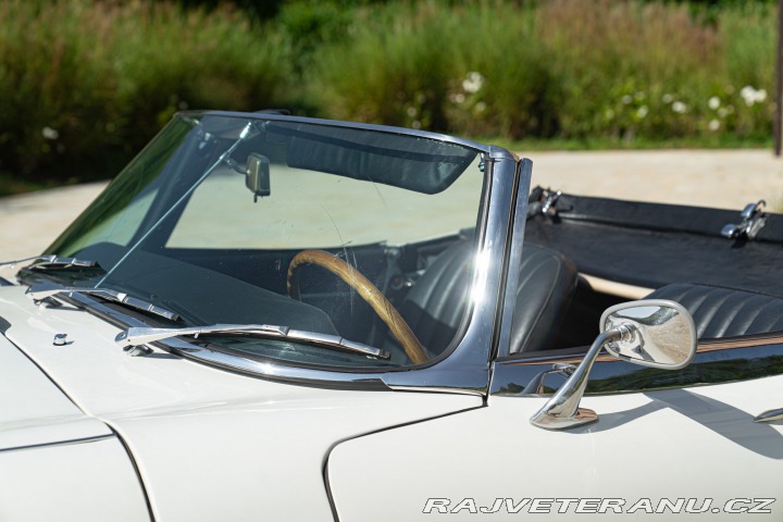 Jaguar E-Type I° SERIE 4.2 ROADSTER 1968