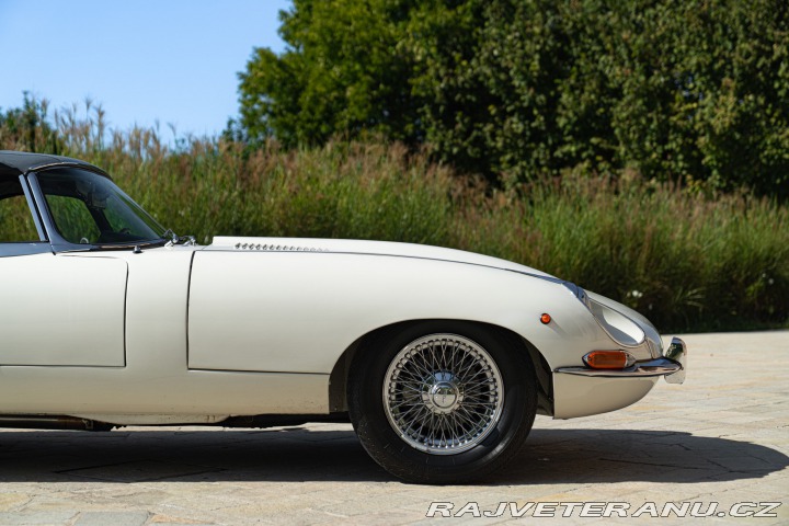 Jaguar E-Type I° SERIE 4.2 ROADSTER 1968