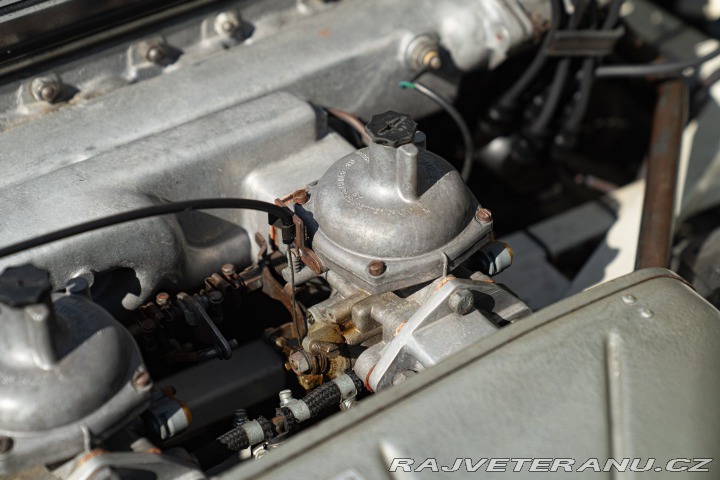 Jaguar E-Type I° SERIE 4.2 ROADSTER 1968
