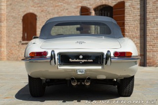 Jaguar E-Type I° SERIE 4.2 ROADSTER 1968