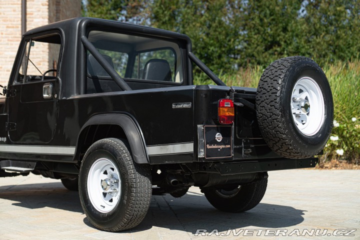Jeep CJ CJ-8 SCRAMBLER 1984