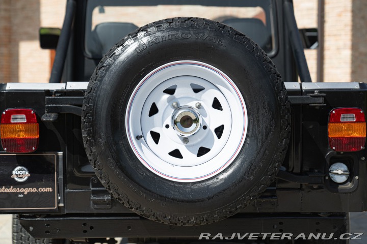 Jeep CJ CJ-8 SCRAMBLER 1984