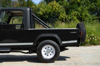 Jeep CJ CJ-8 SCRAMBLER 1984