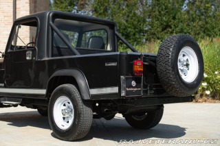 Jeep CJ CJ-8 SCRAMBLER 1984