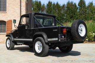 Jeep CJ CJ-8 SCRAMBLER 1984