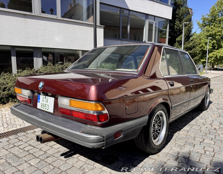 BMW 5 E28 528e 1984