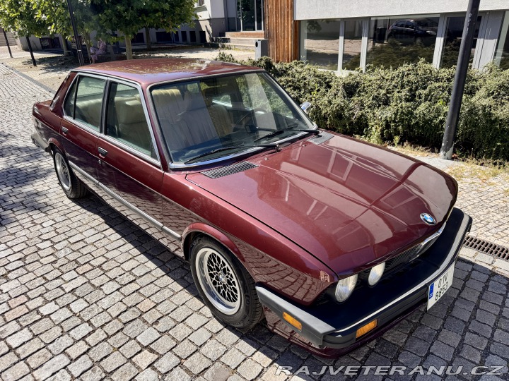 BMW 5 E28 528e 1984