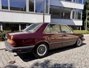 BMW 5 E28 528e 1984