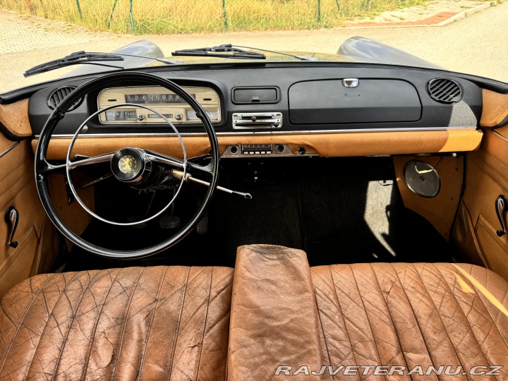 Peugeot 404 1.6 56kW 1962