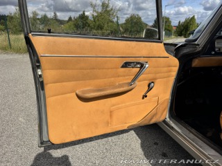 Peugeot 404 1.6 56kW 1962