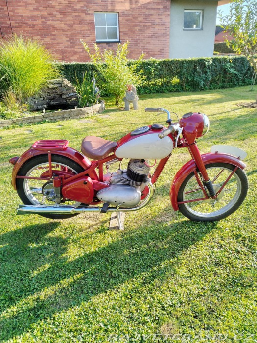 Jawa 350 Pérák