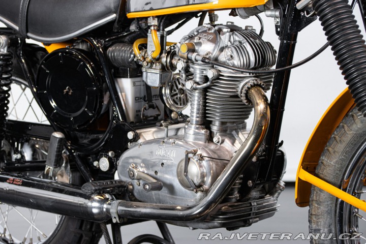 Ducati 250 SCRAMBLER 1971