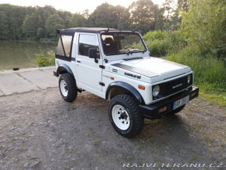 Suzuki Samurai  1989
