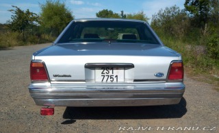 Ford LTD Crown Victoria 1990