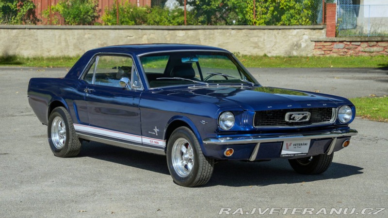 Ford Mustang 