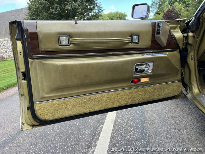 Cadillac Coupe de Ville 1973