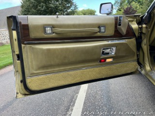 Cadillac Coupe de Ville  1973