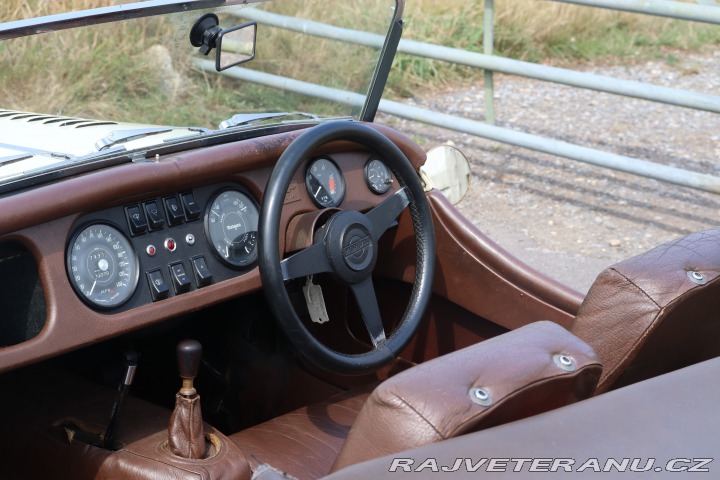 Morgan Plus 8 1974
