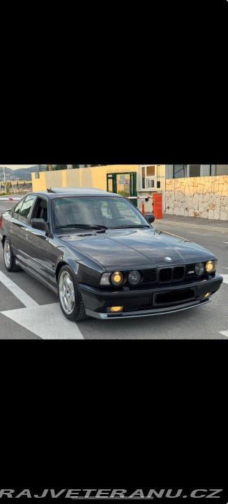 BMW M5 E34 1990