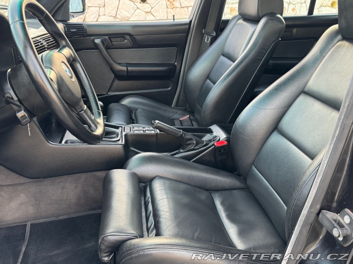 BMW M5 E34 1990