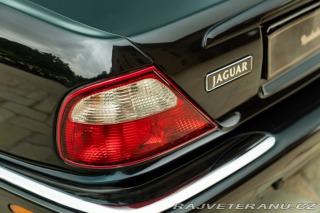 Jaguar XJR  2000
