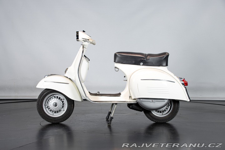 Piaggio Vespa 180 SS 1964