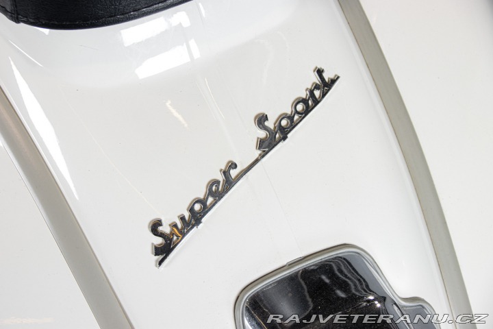 Piaggio Vespa 180 SS 1964